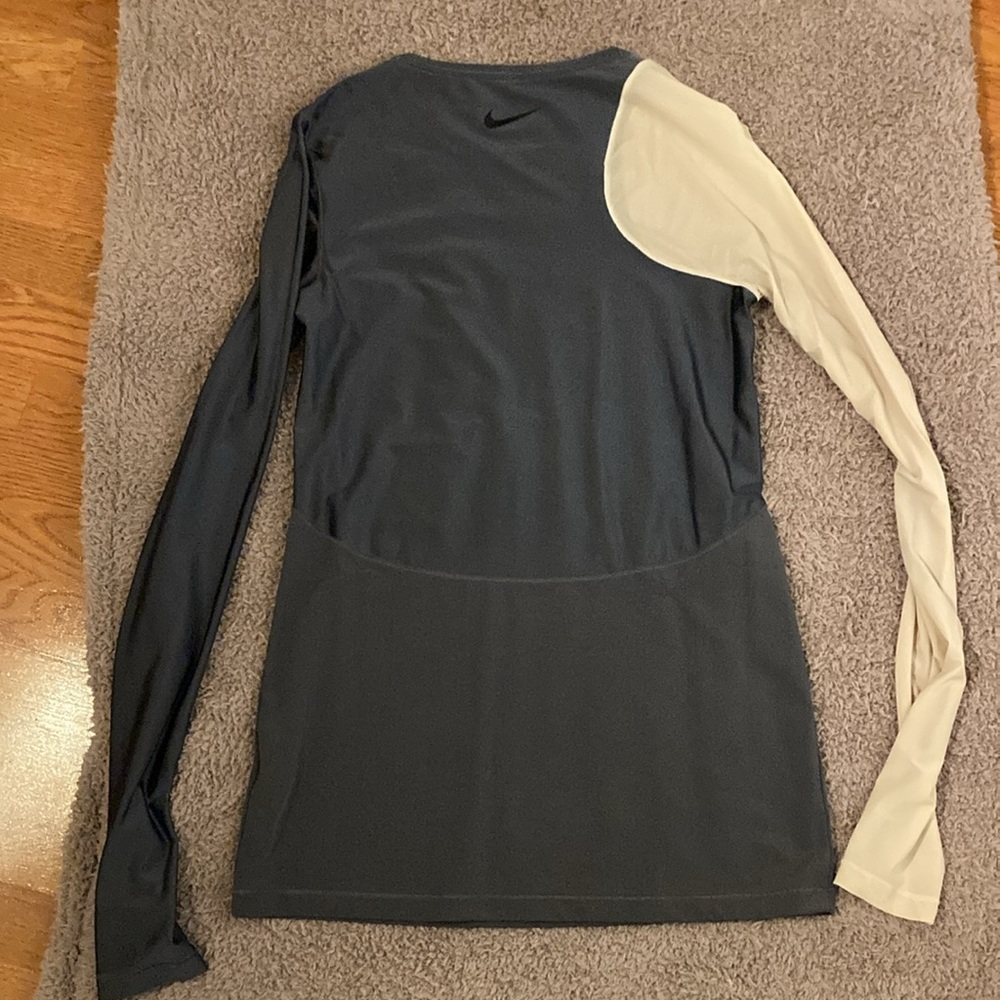 Nike Pro hypercool size M - Picture 2 of 4